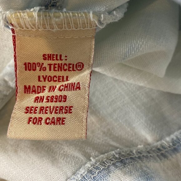 REBA Sleeveless Button Front Chambray Top 2 Pocket Dip/Tie Dye Blues Sz S #340A - Picture 7 of 8